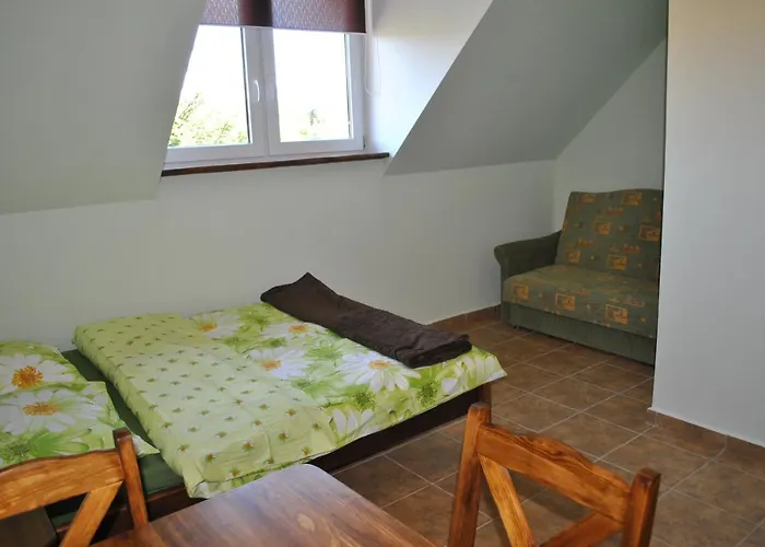 Dom Bartek منزل للإقامة *